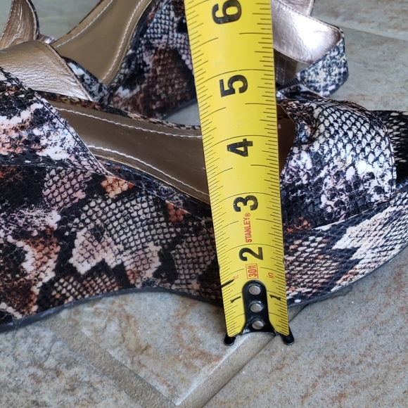BCBGeneration Snakeskin Platform Wedge Sandals - Picture 11 of 11